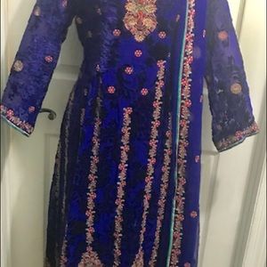 Blue velvet dress with gold a pink work